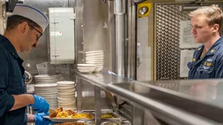 US Warship USS Abraham Lincoln Feeds 5,100 Sailors Daily On 21-Day Repeating Menu Cycle
