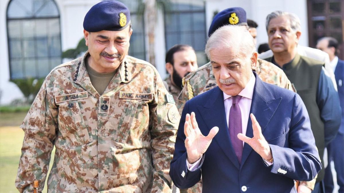 shehbaz sharif with asim munir