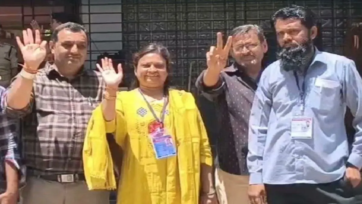 Gujarat Civic Polls 2026: BJP Dominates Surat; AAP Faces Setback, Congress Gains | Quick Digest