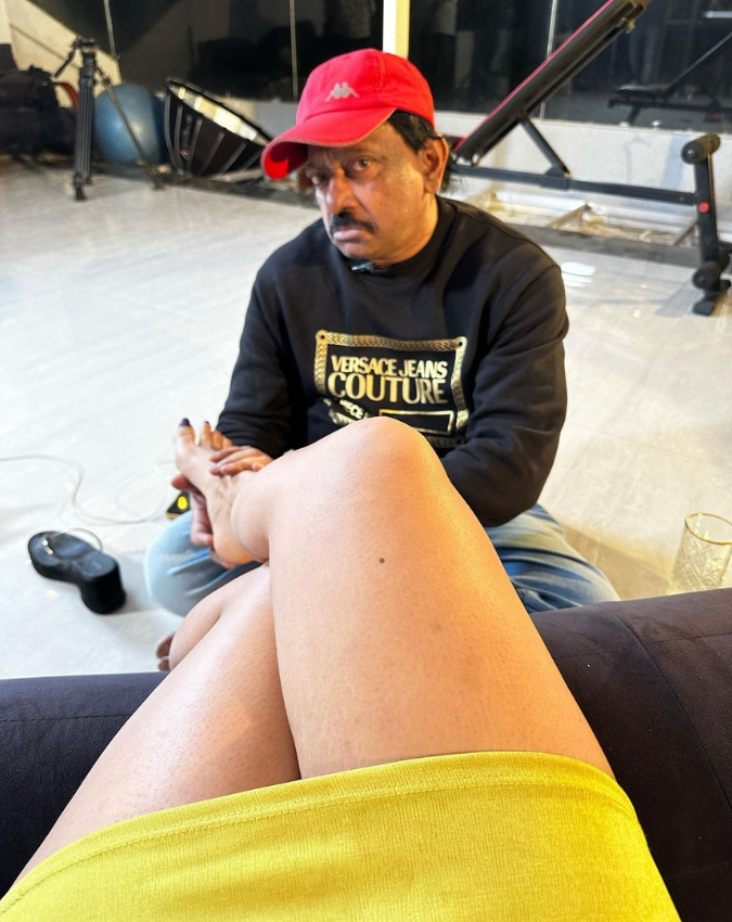 RGV kissing feet (3)