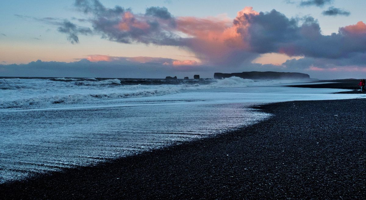Reynisfjara Beach
