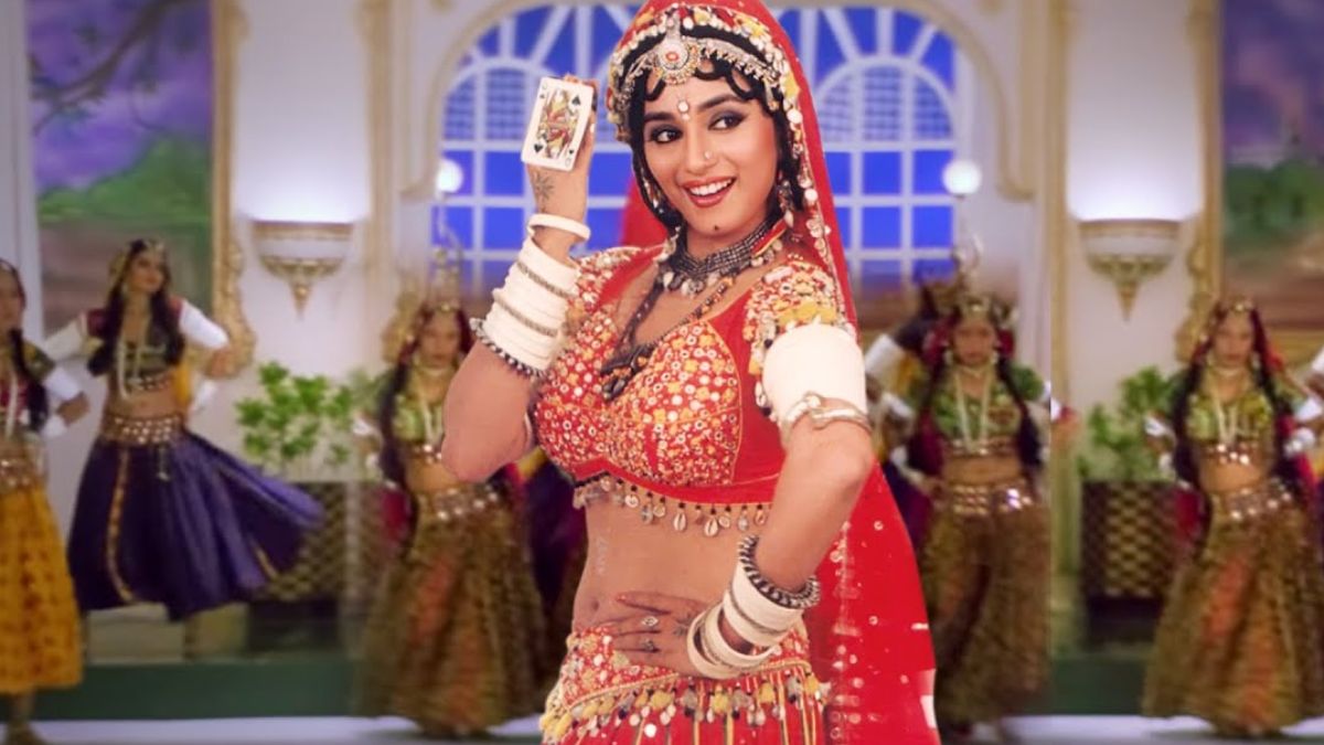 bollywood most controversial songs for lyrics (1)