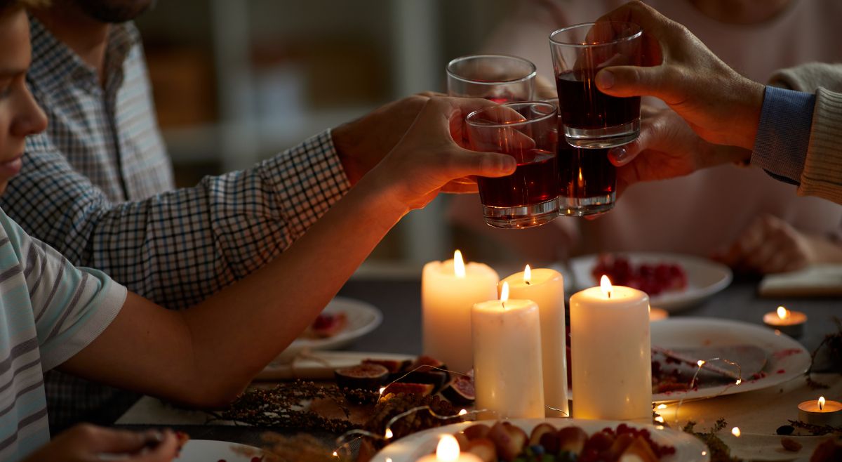 family candlelight