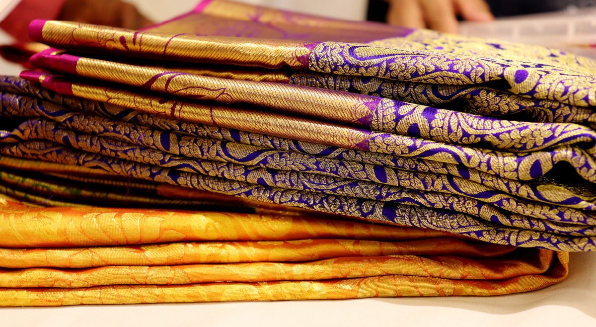 saree for mother day gift