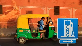 CNG Price Hike: Mahanagar Gas Hikes CNG Price By Rs 2 in Mumbai, Thane, Navi Mumbai; Check New Rate