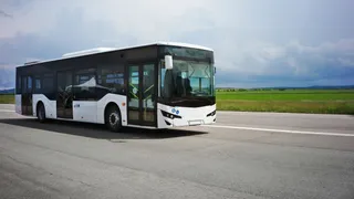 NDMC Flags Off Free Shuttle Service For Employees, Announces 50% Concession In EV Parking For Public | Details