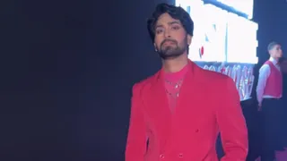 Ankush Bahuguna Faces Homophobia In London For Wearing Pink; Swara Bhasker, Kusha Kapila And Others React