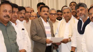 Karnataka CM News LIVE: Shivakumar Meets Kharge, Rahul Gandhi In Delhi Amid Leadership Talks; CLP Meet Tomorrow
