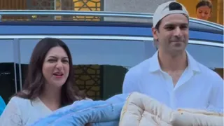 Divyanka Tripathi And Vivek Dahiya Pose As Family Of Four For First Time After Welcoming Twins; Video