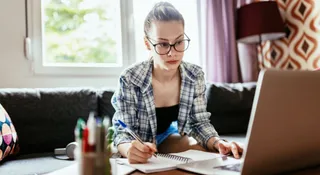 5 Reasons Your Salary Vanishes In Just 10 Days And How To Fix It