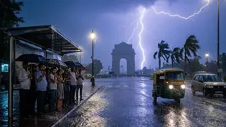 Delhi-NCR Weather: Rain Accompanied By Storms Lashes National Capital, Brings Relief From Intense Heat, Humidity