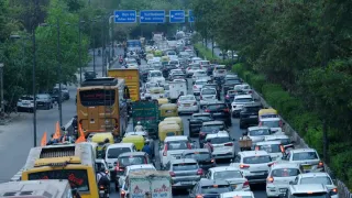 Delhi Traffic Advisory: Diversions, Restrictions In Place After DJB Pipeline Repair Near Ashram Chowk Till June 21
