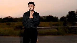 Gippy Grewal Recalls Working As Guard, Cleaning Toilets For $13 In Canada