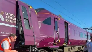 London Train Collision Update: One Dead, 50 Injured As Two Trains Collide Near Bedford; Passengers Thrown From Seats | WATCH