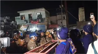 Himachal-Uttarakhand Border Tense As Nihangs Attempt Entry Days After Gurdwara Standoff, Chamoli Clash; Force Deployed