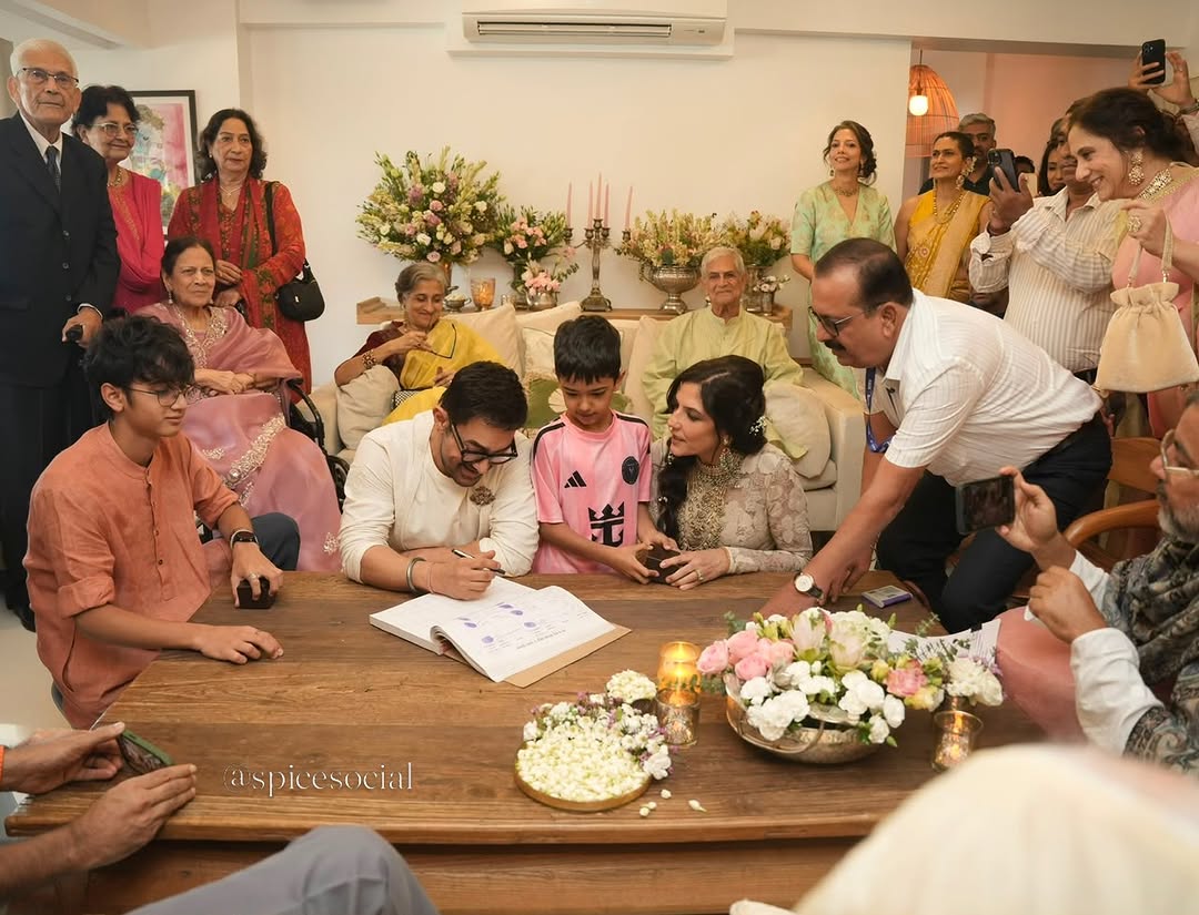 Aamir Khan Gauri Spratt wedding photo