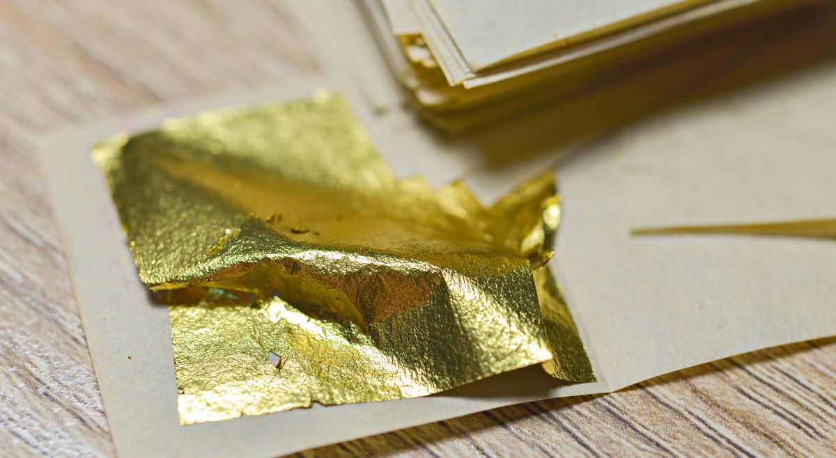 Gold Leafing in Small Spaces