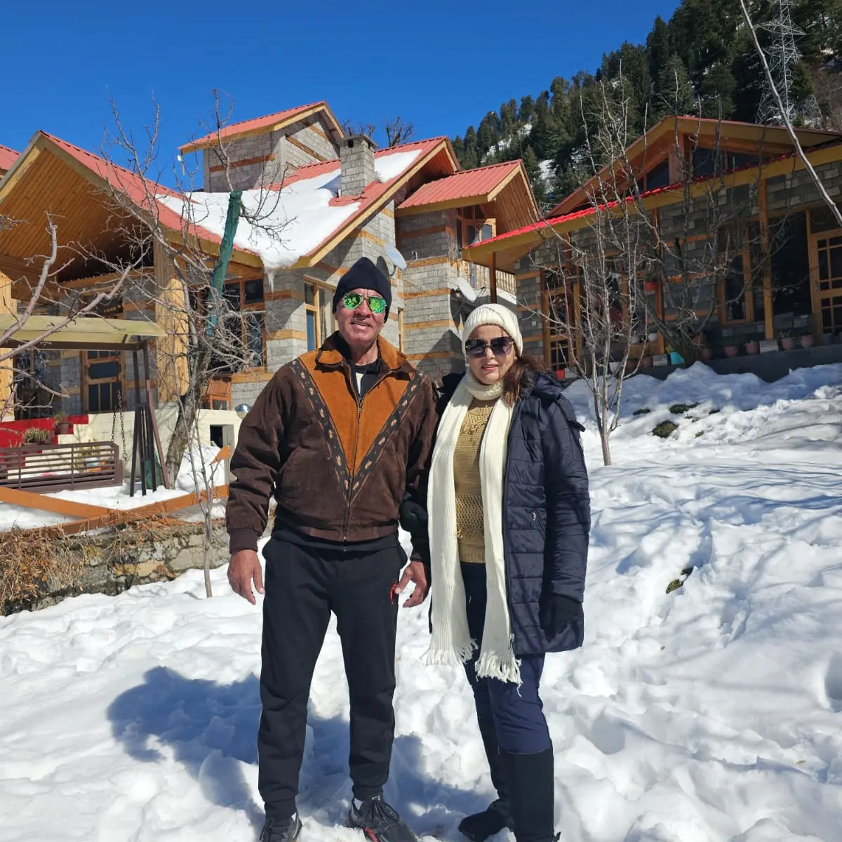 Pradeep Rawat wife Kalyani