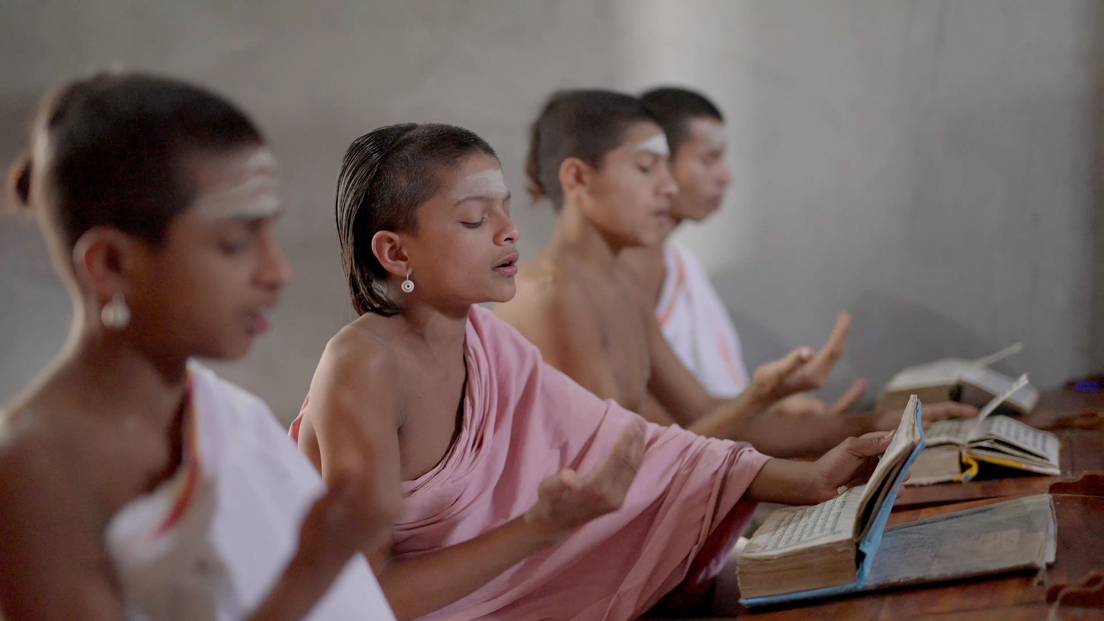 indian student chanting