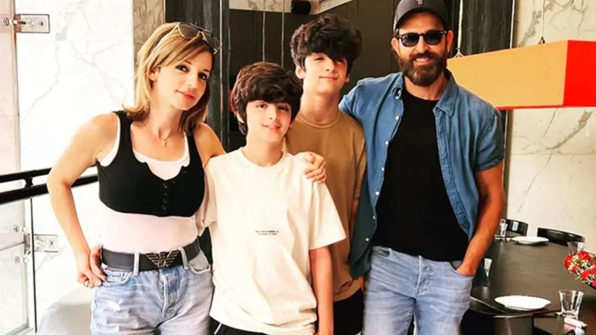 hrithik roshanwith ex wife and sons