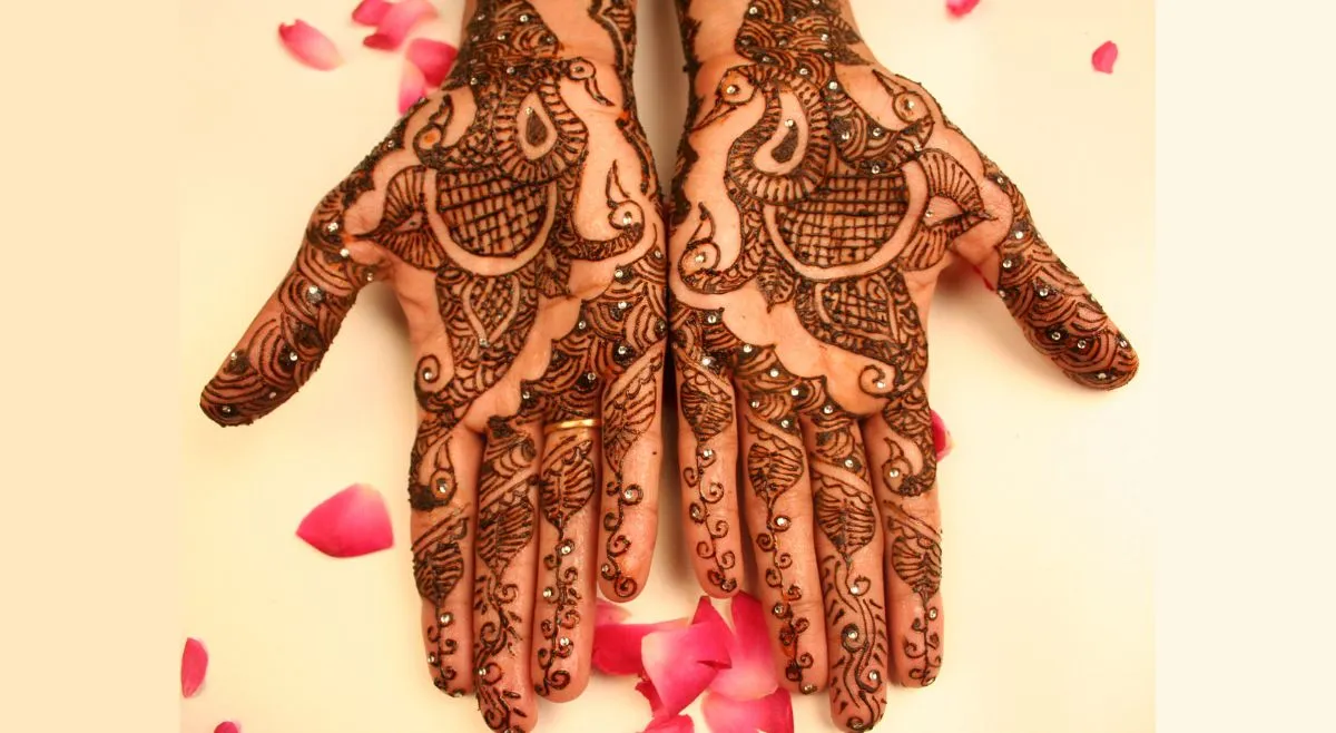 Indo Arabic Mehndi Design