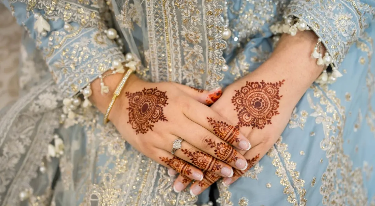 Rose Arabic Mehndi Design