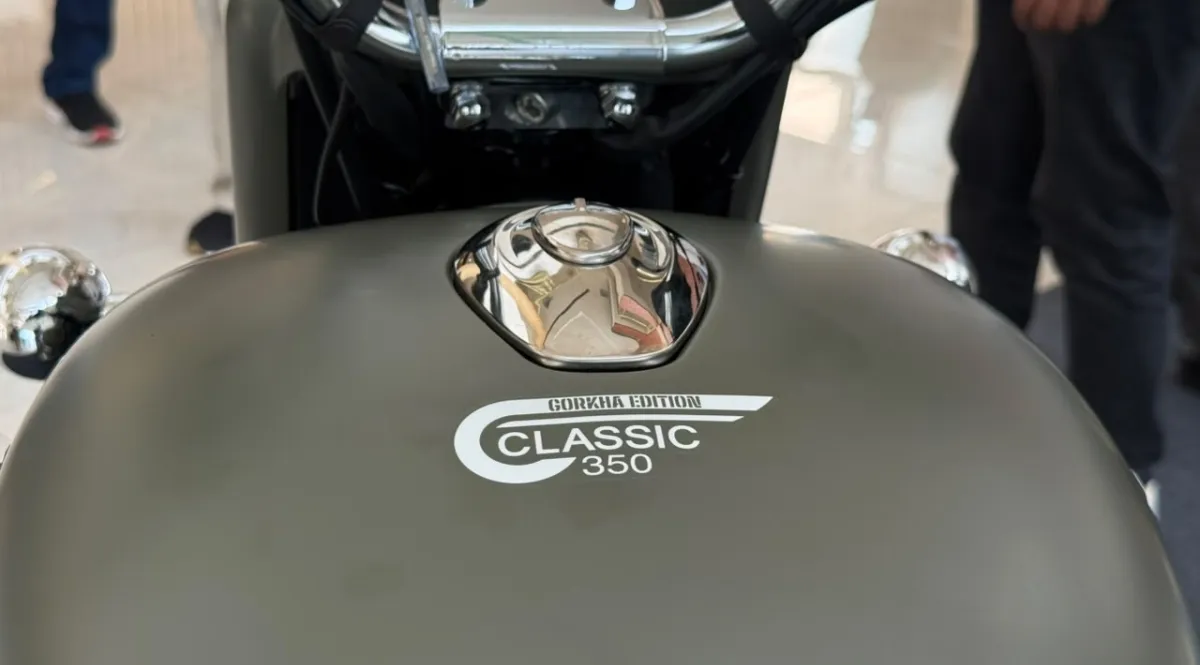 royalenfieldclassic350gorkhaedition1 (1)