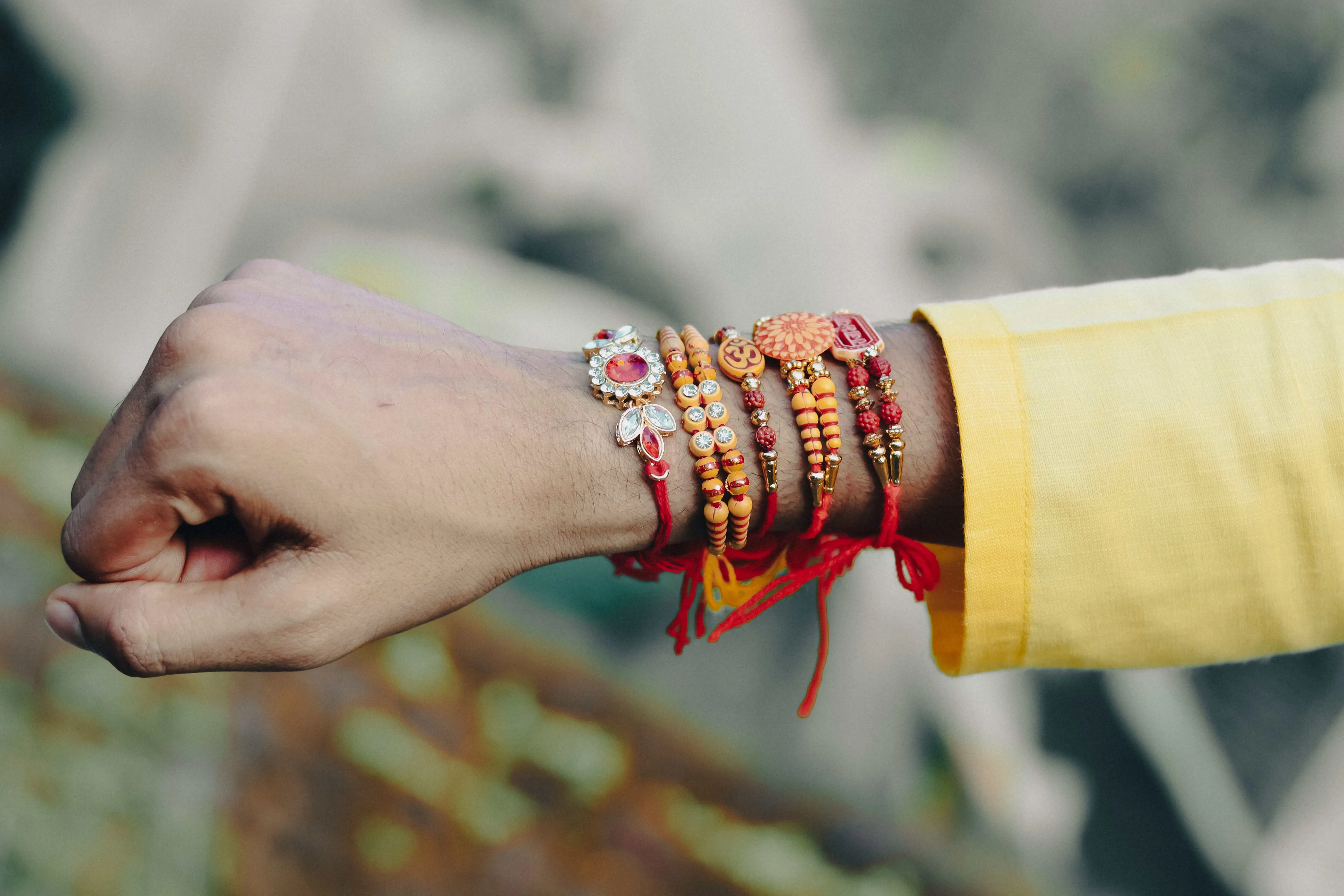 rakhis