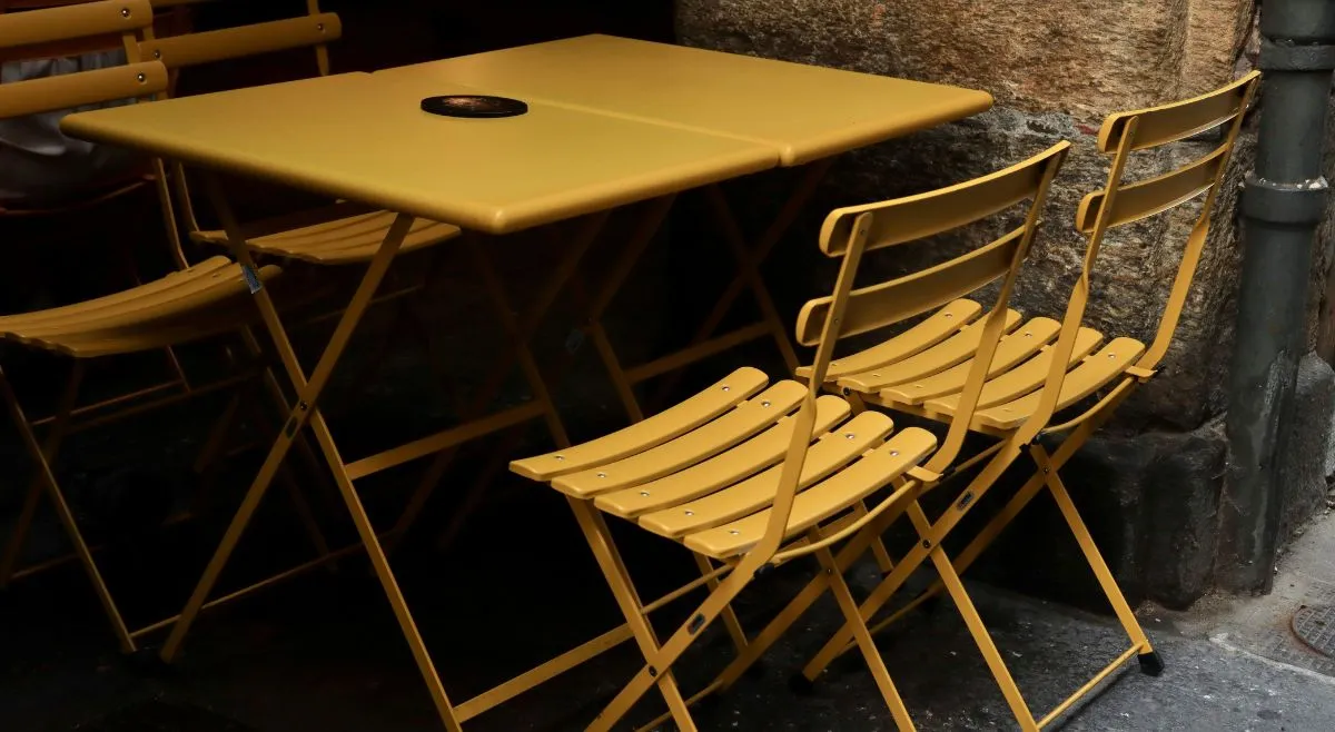 Foldable Square Table