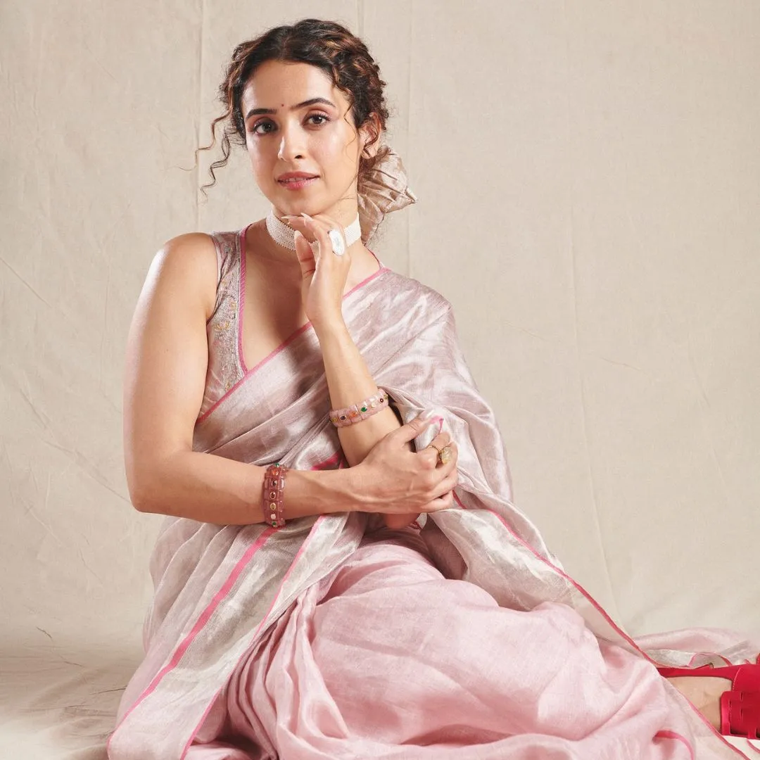 Low Bun With Gajra For A Traditional Touch