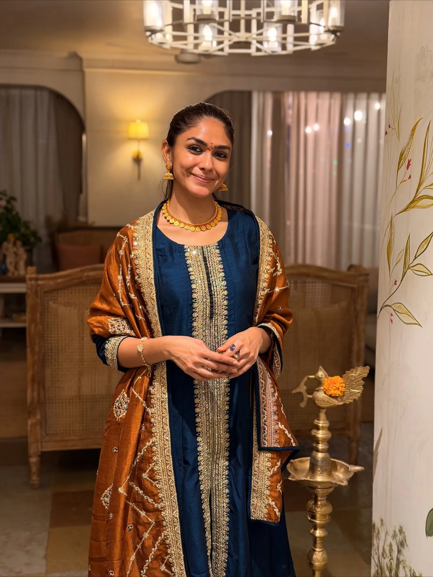 a line kurta for pear shape body type