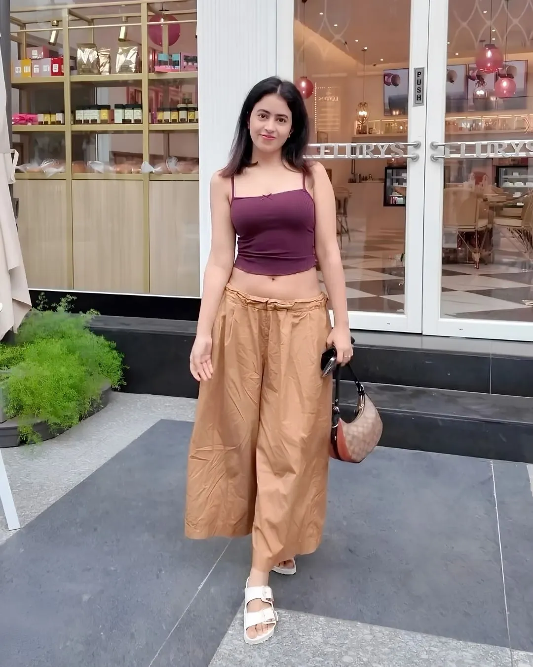 Palazzo Pants With A Fitted Top