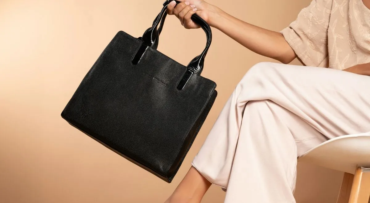 Hand bag