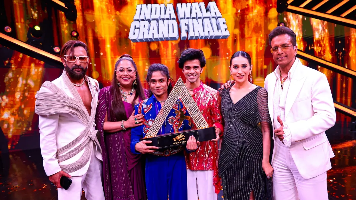 IBD 5 winner with judges