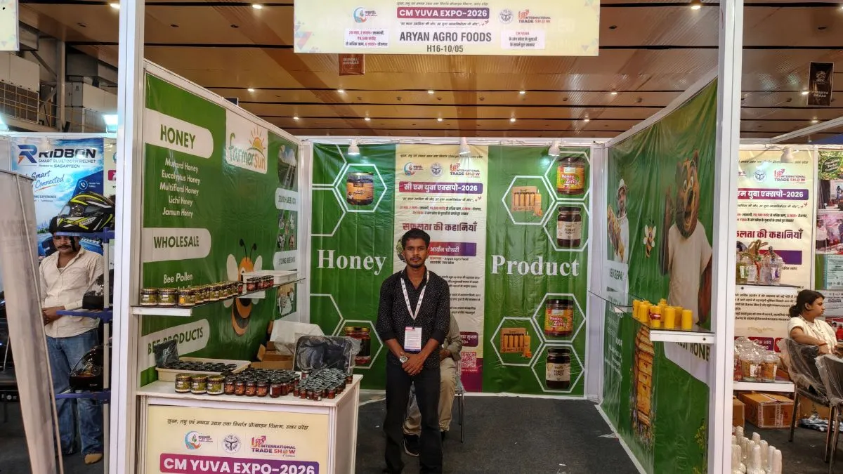 Aryan Chaudhary At his stall at UP International Trade Show (Photo: The Daily Jagran)