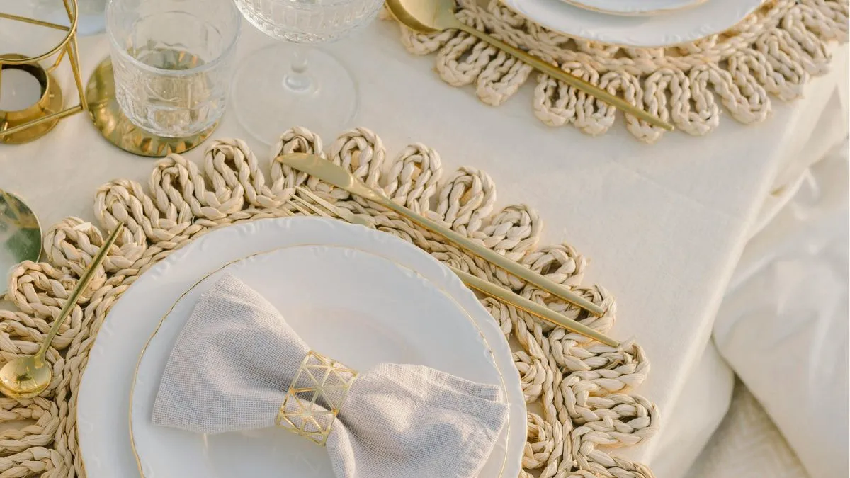Experiment With Place Settings