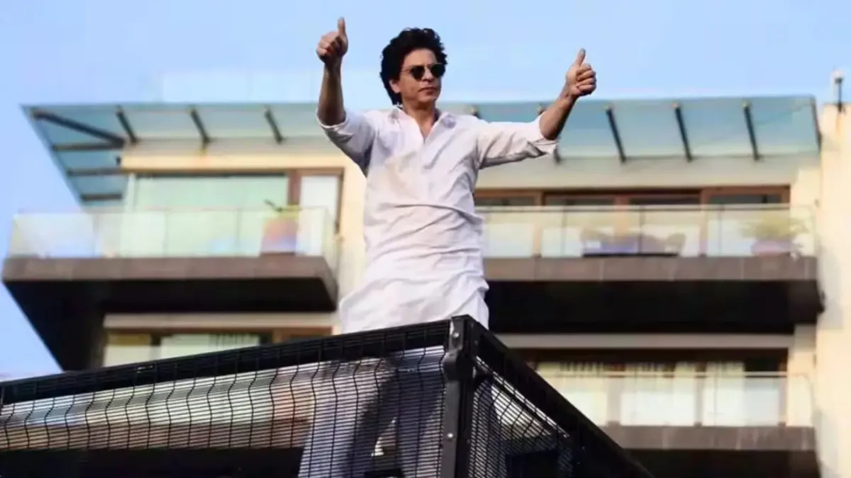 Shah Rukh Khan in mannat