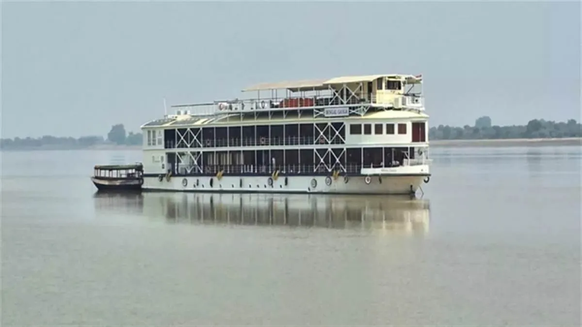delhis-yamuna-water-taxi-launch-pushed-to-january-due-to-flood-silt