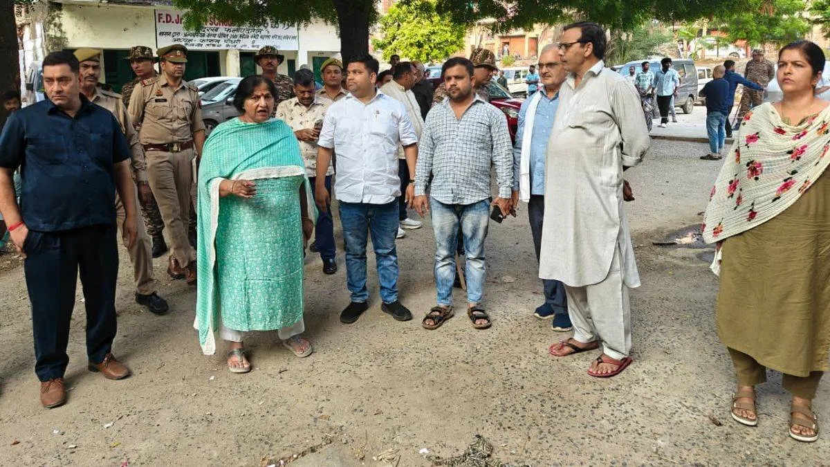 ghaziabad-municipal-corporation-to-build-banquet-hall-shops-on-encroachment-free-land-in-kaila-bhatta