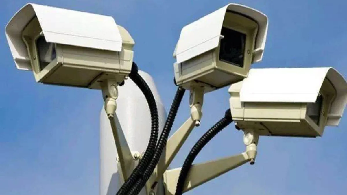 gautam-buddh-nagar-police-deploy-370-cameras-across-210-hotspots-to-boost-womens-safety