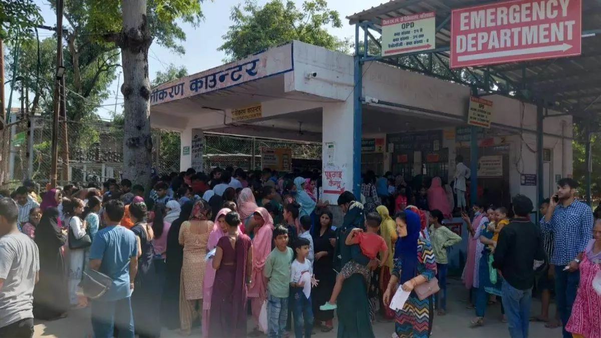 ghaziabad-health-alert-humid-weather-sparks-surge-in-hospital-admissions-doctors-issue-urgent-advisory