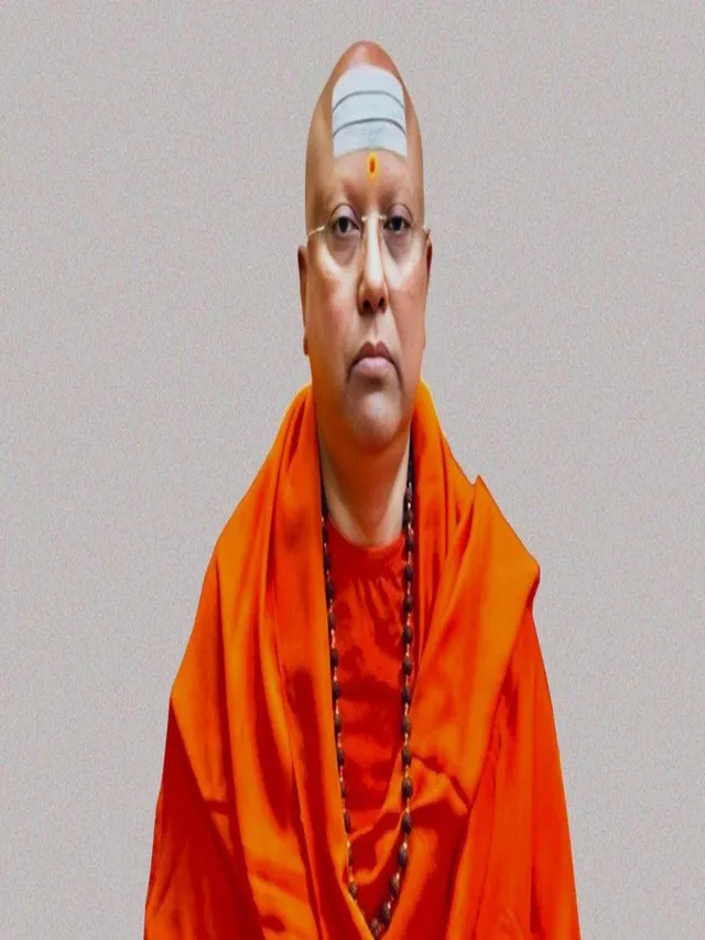 chaitanyanand-arrested-how-delhi-police-tracked-molestation-accused-baba-to-agra-hotel