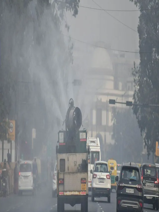 delhi-pollution-dpcc-launches-survey-to-track-unauthorised-industrial-units-waste-burning-sources