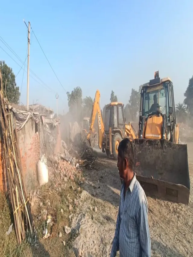 yeida-frees-rs-230-cr-land-from-encroachment-in-dankaur-demolishes-illegal-structures