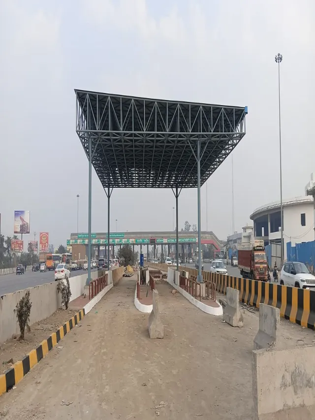 Hapur To Get Four New Booths At Chhijarsi Toll Plaza To Ease Traffic ...