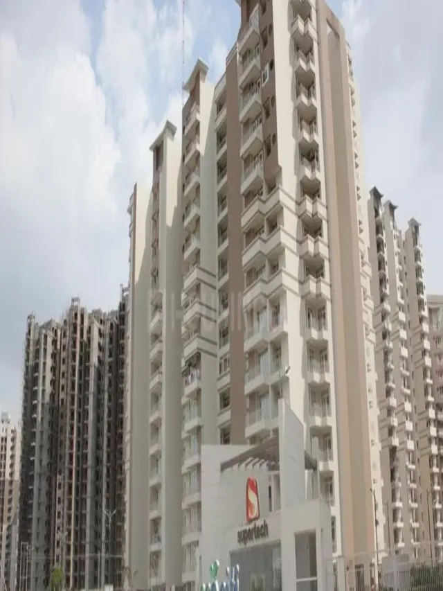 noidas-supertech-ecocity-hit-by-security-strike-42-guards-walk-out-over-pending-wages