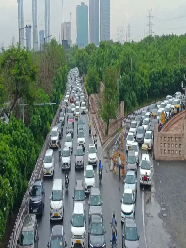 noida-announces-major-traffic-diversions-for-ambedkar-jayanti-event-route-changes-issued-for-key-corridors