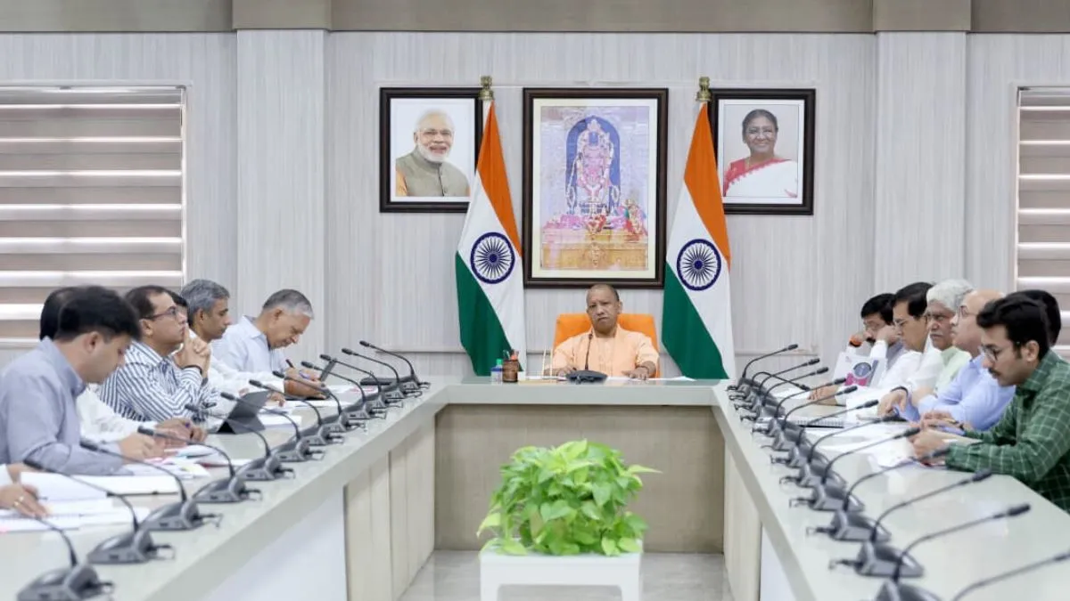 invest-up-restructured-up-govt-to-boost-investments-with-new-cells-global-desks-and-land-bank