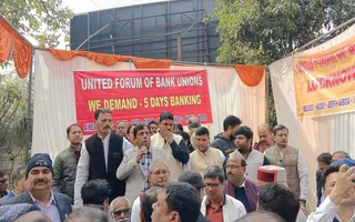 Lucknow: Bank Strike Halts Work At Over 900 branches; Rs 2,500 Crore Transactions Affected
