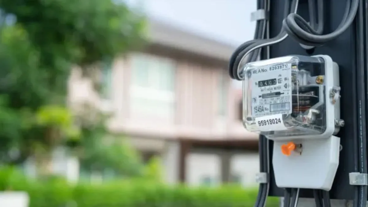 uppcl-triples-prepaid-connection-costs-in-gorakhpur-residents-forced-to-pay-over-rs-6000-for-new-connections